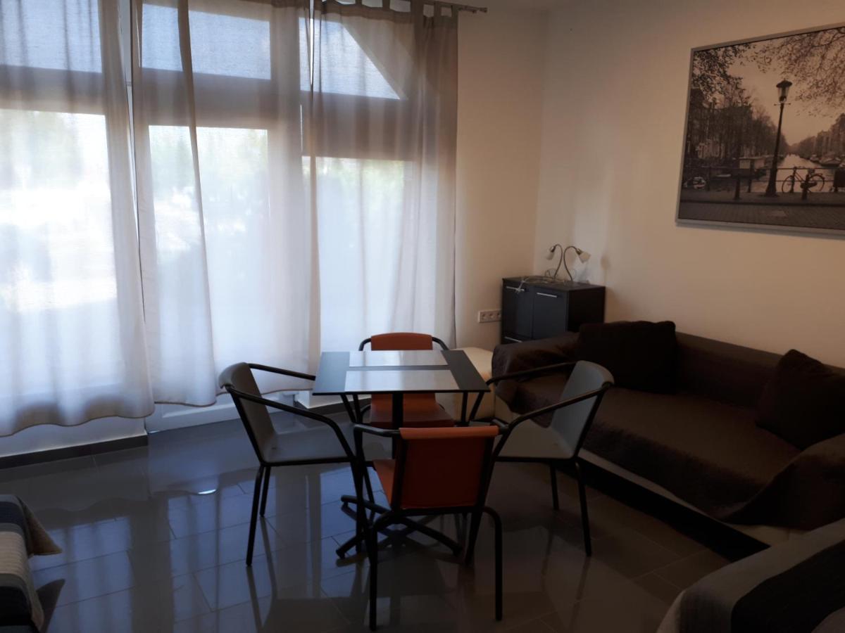 Kertvarosi Apartman II Tiszaújváros Eksteriør billede